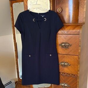 Tommy Hilfiger Scuba Crepe Elegant Navy Dress NWOT Size 10